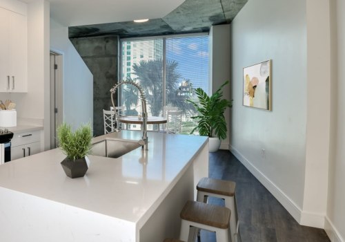 What is the Average Number of Bedrooms in a Home in Tampa, Florida?
